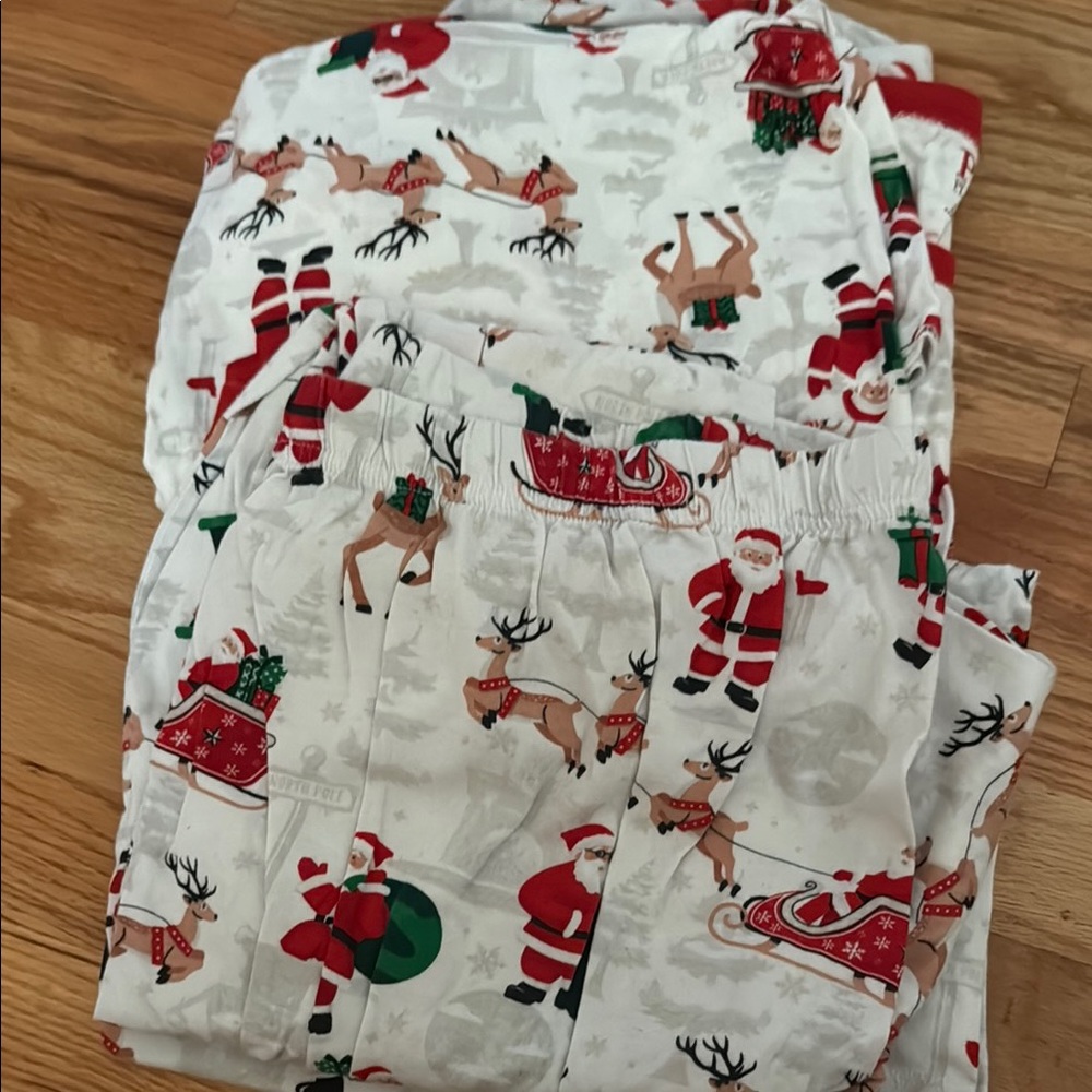 The Children's Place White and Red Pajama Sets with Festive Santa Print